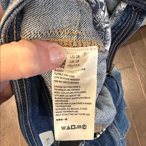 Pilcro Relaxed Fit Blue Boyfriend Jeans - Picture 5 of 9